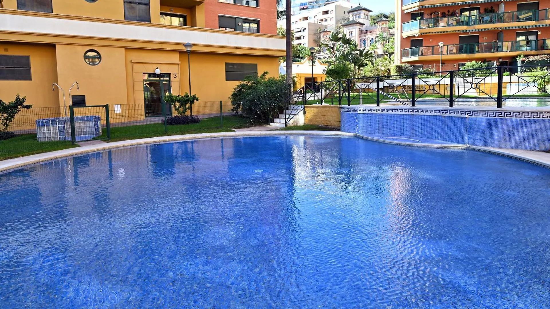 Love Rent4 Malaga Alamar Torremolinos